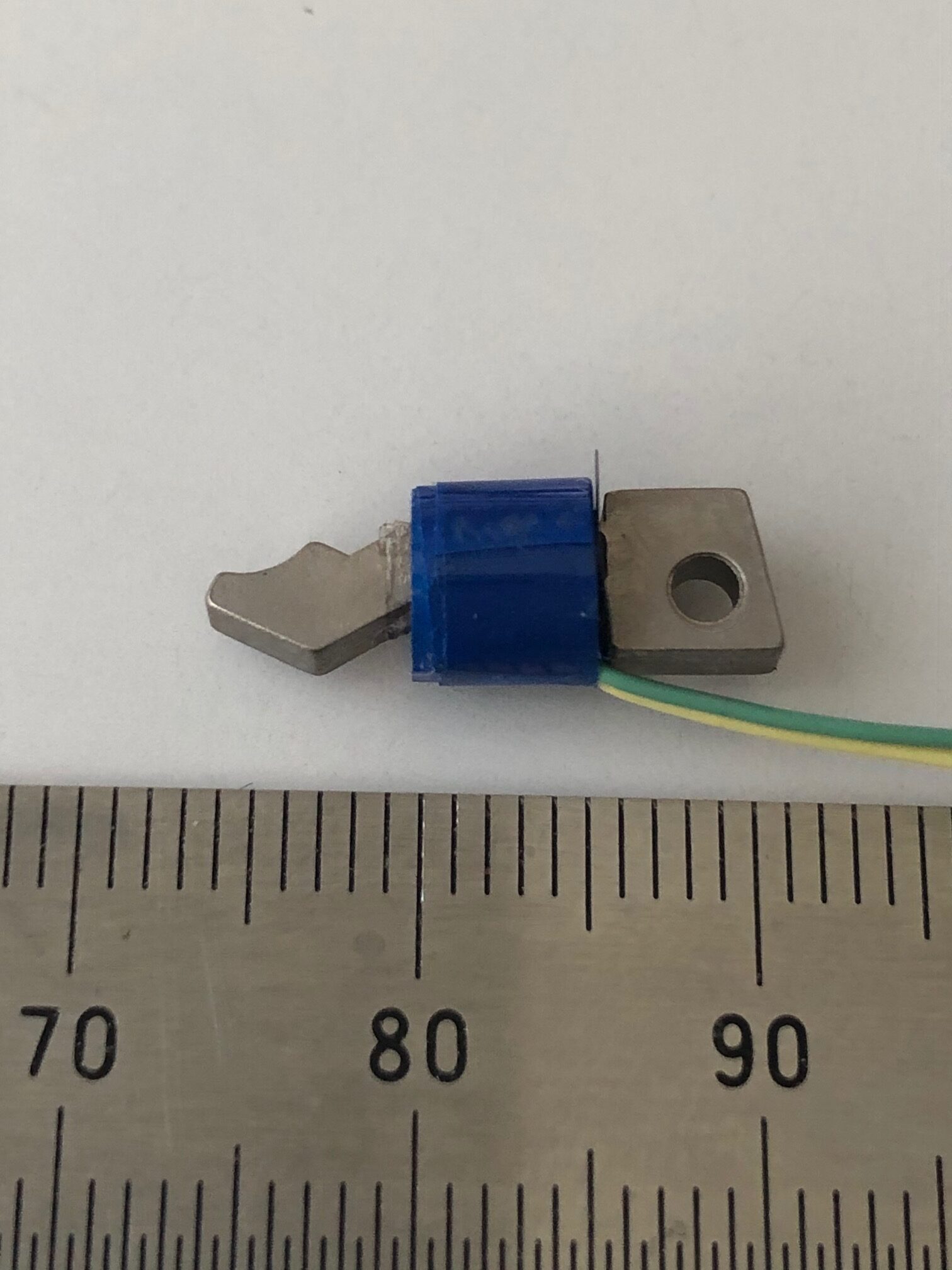 The coil is wrapped directly around the core in an aligned fashion