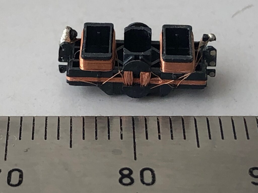Pickup coil for CD and DVD players