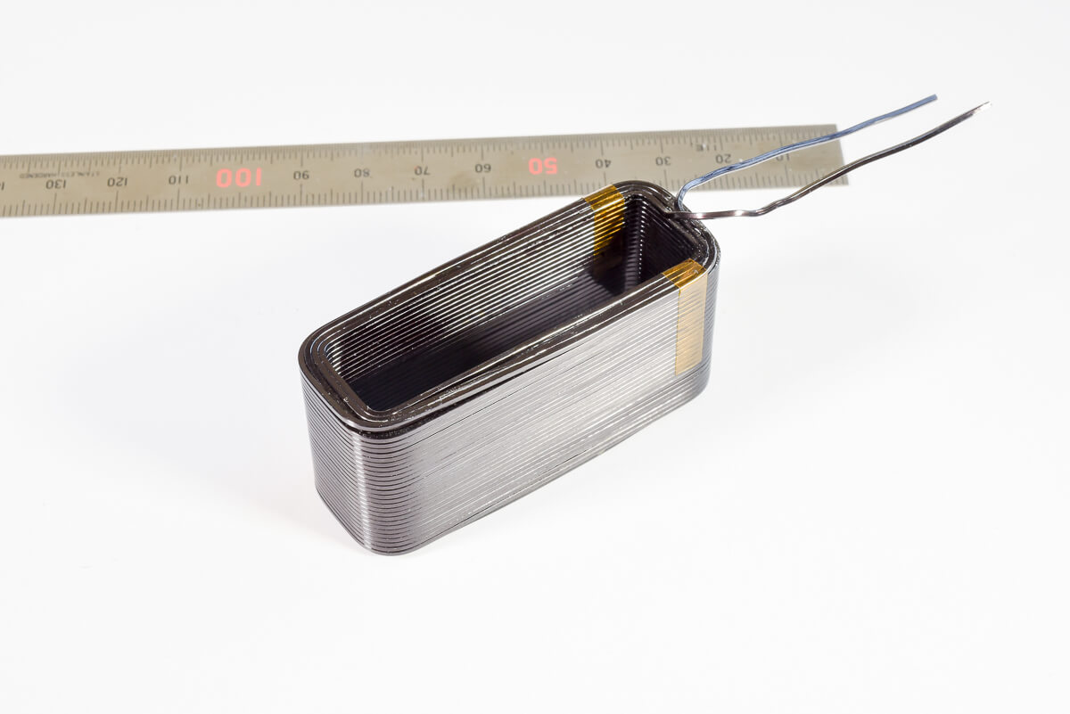 Square wire wound at high density